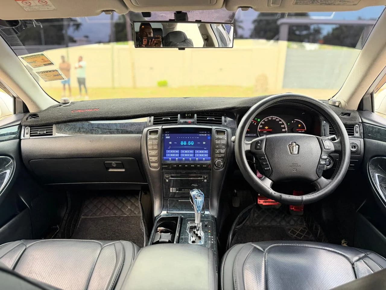 Toyota Crown rental vehicle photo