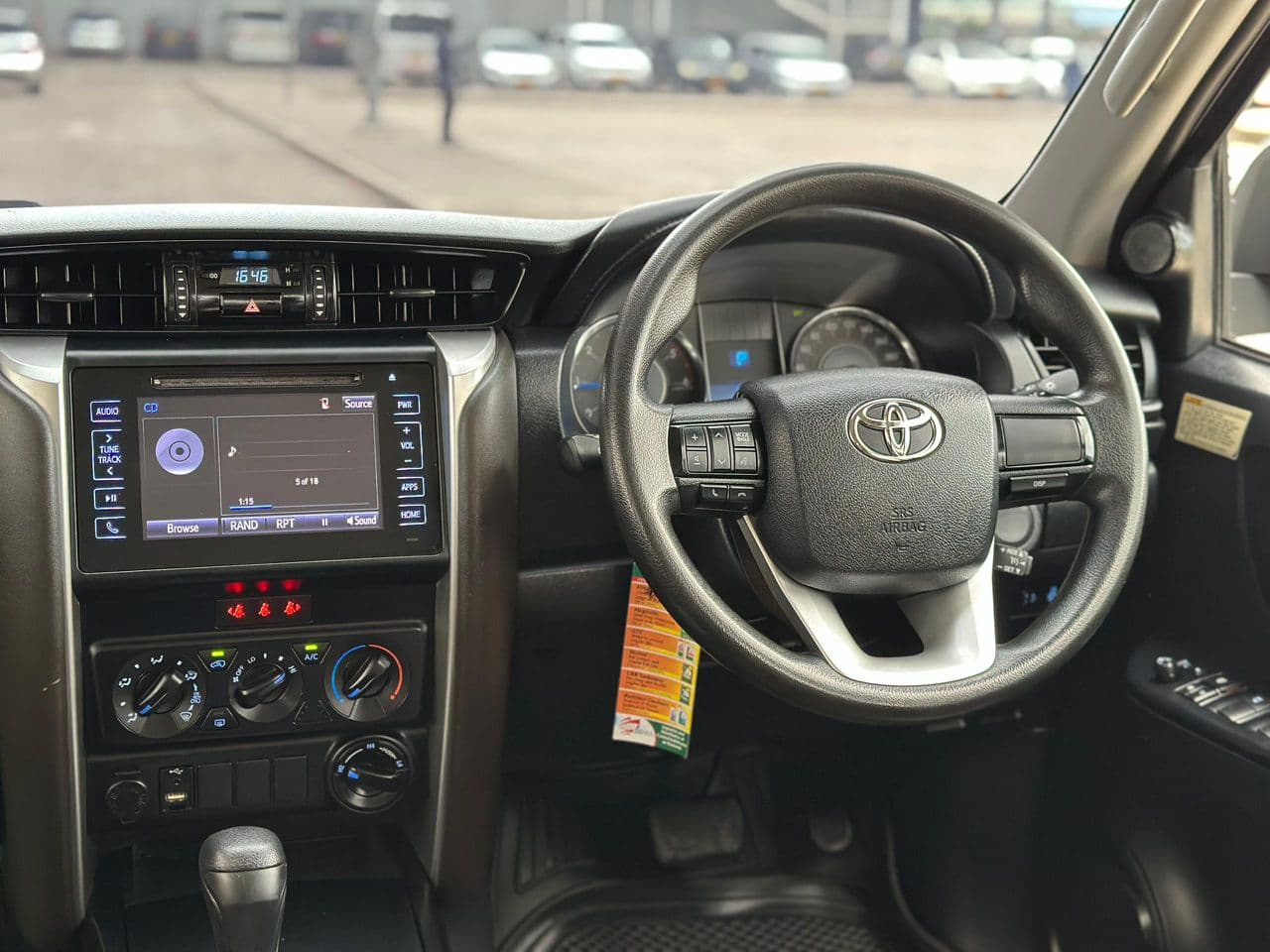 Toyota Fortuner 2018 photo 4